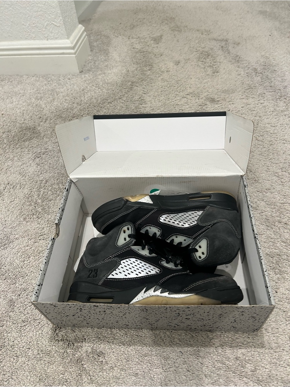 Retro Jordan 5 - Picture 1 of 9